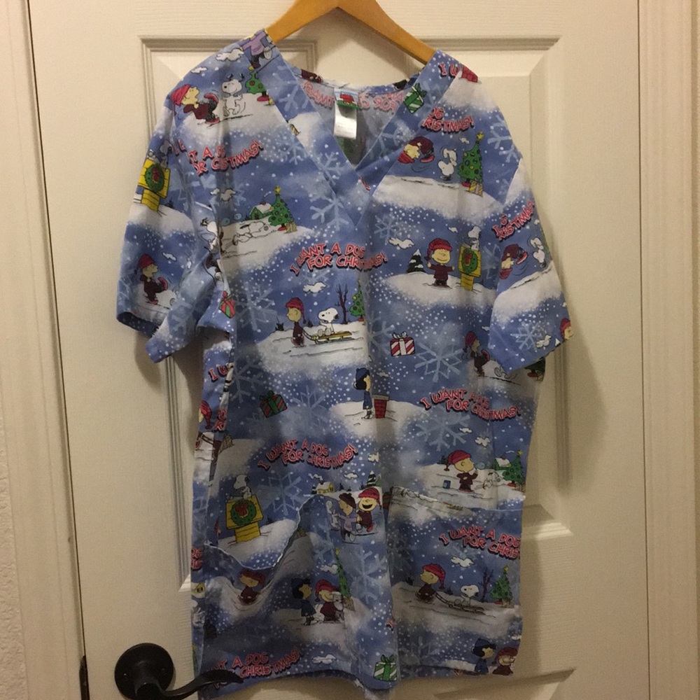 Scrub top